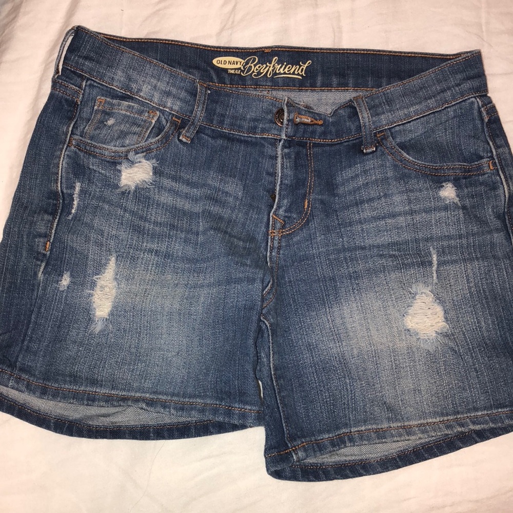 Old Navy boyfriend jean shorts size 2
